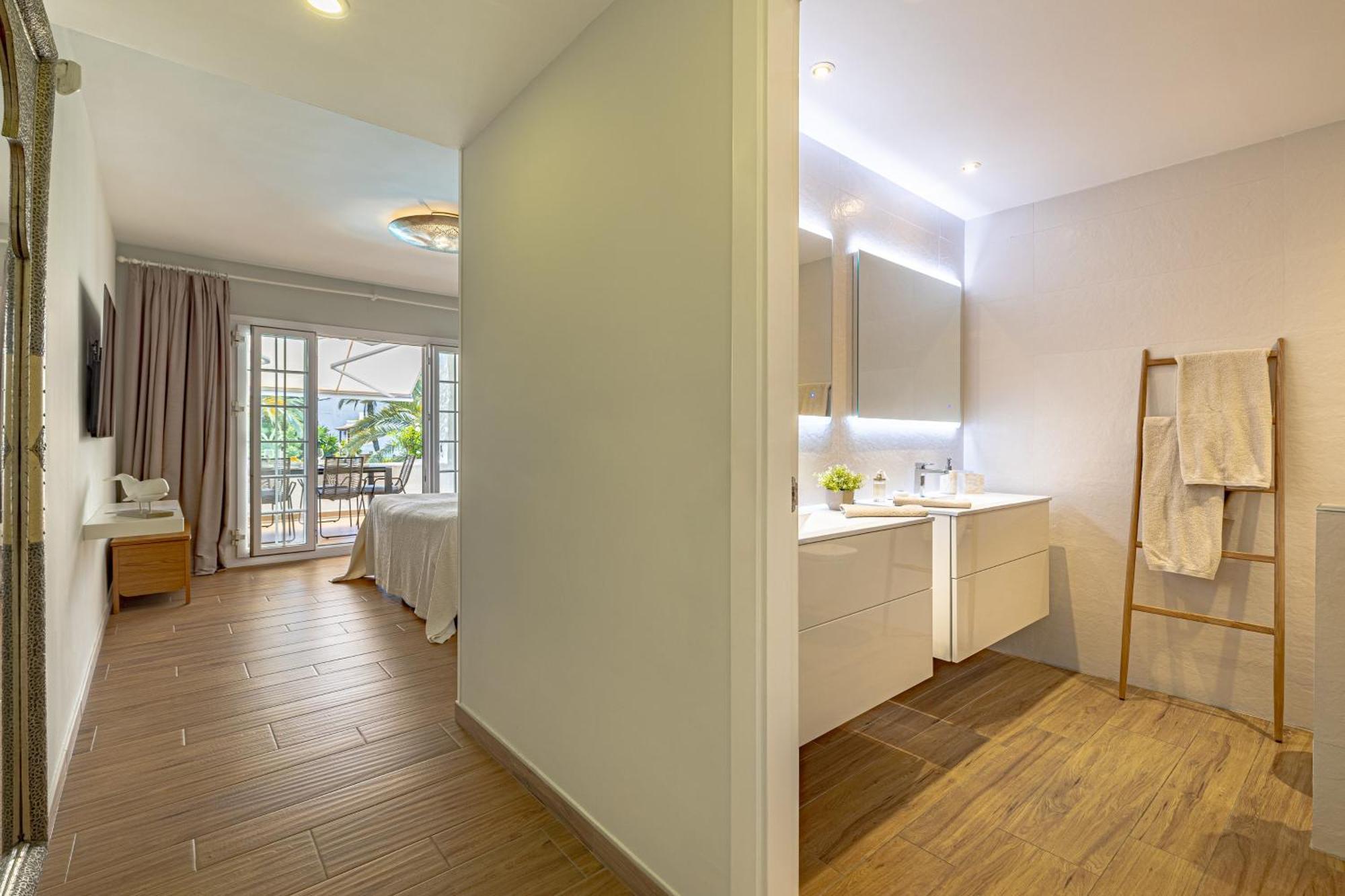 Apartment Luxurious In Puente Romano, Marbella